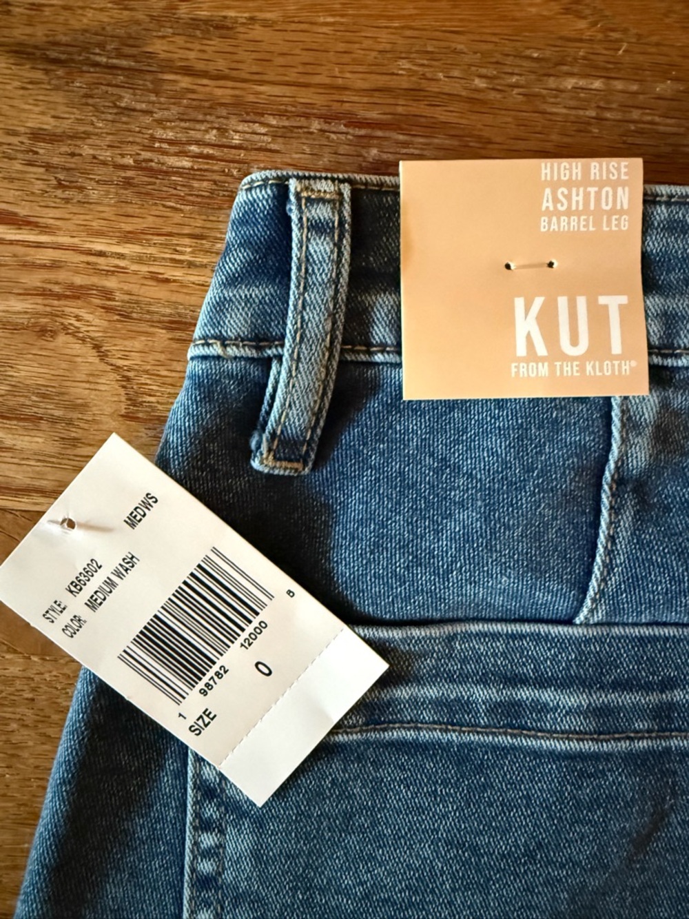 Kut from the Kloth Medium Wash Blue High-Rise Barrel Leg Jeans - Picture 3 of 3
